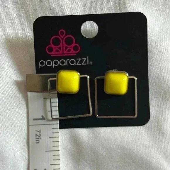 Yellow Jacket Earrings - Picture 4 of 4